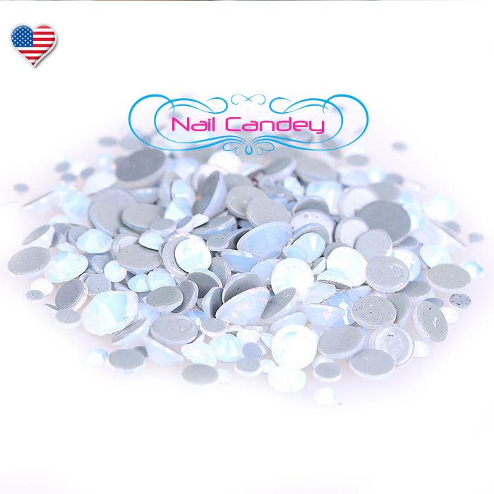thumbnail image 2 of IHC Austrian Crystal Flatback Rhinestones – 2.3mm (8ss) Crystal Clear – 144 Pack 2 of 6